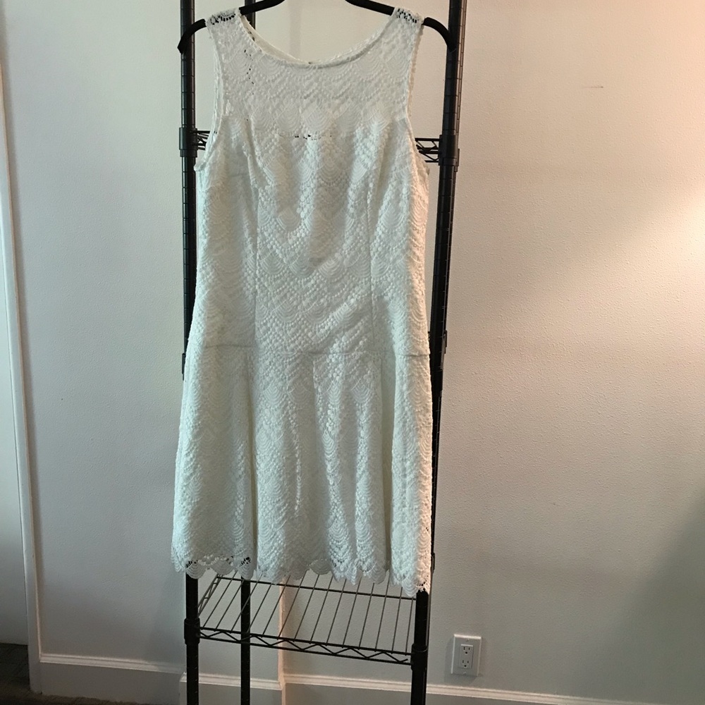 White House Black Market white lined dress